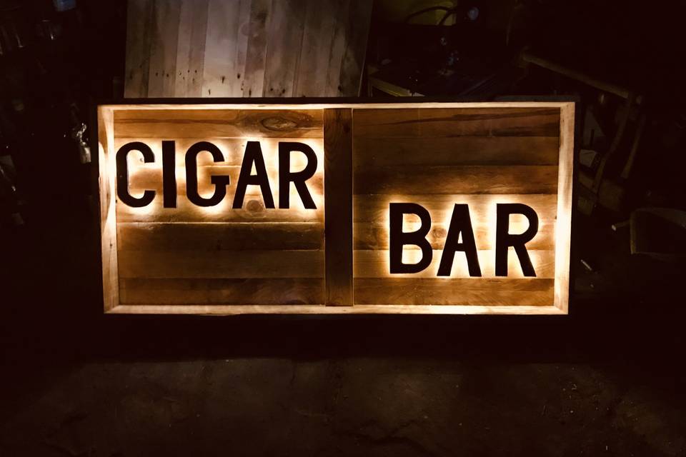 Cigar bar