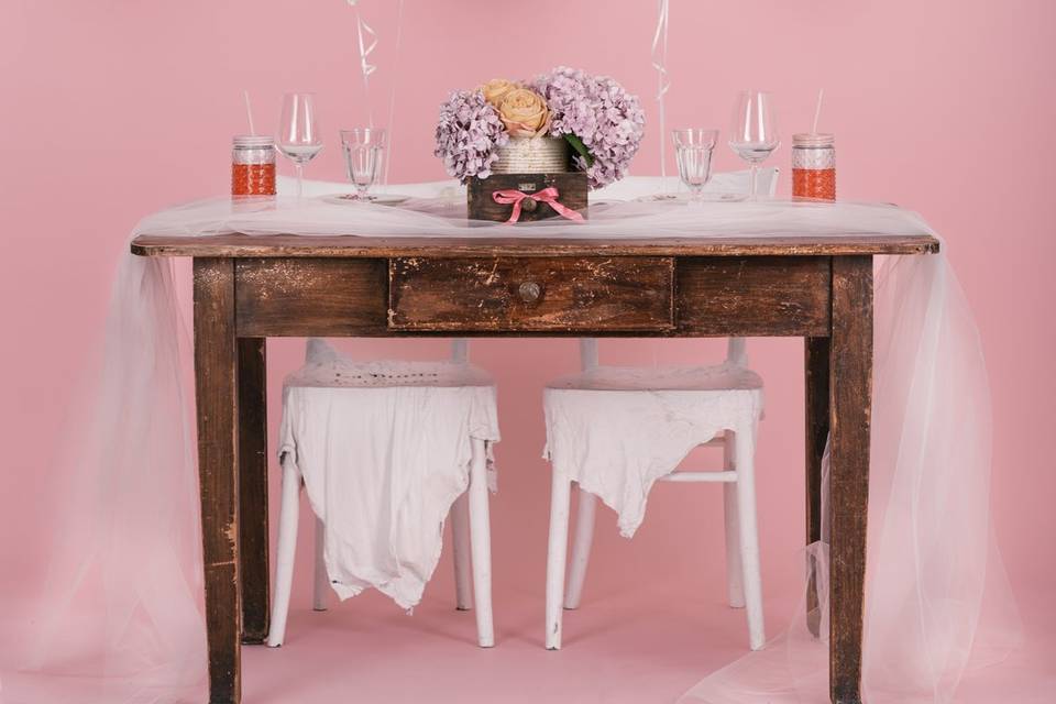 Table Setting Romantico