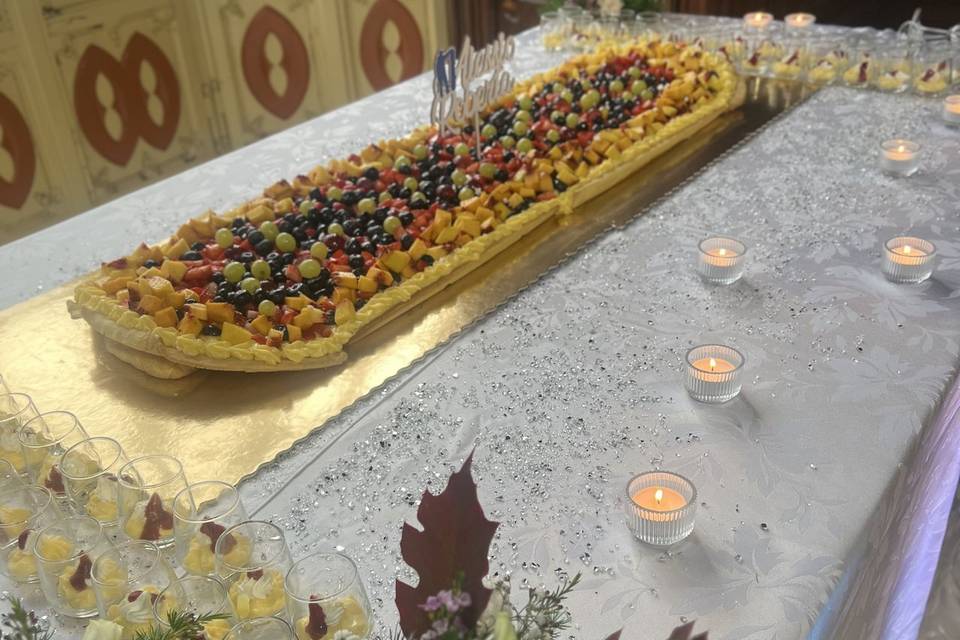 Table cake