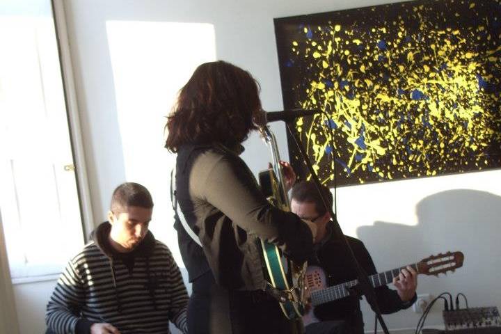 Live2