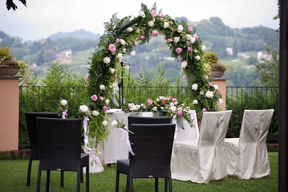 Arco con rose