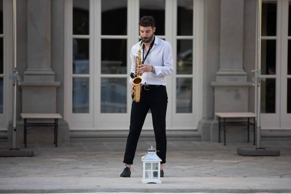 Sax performance