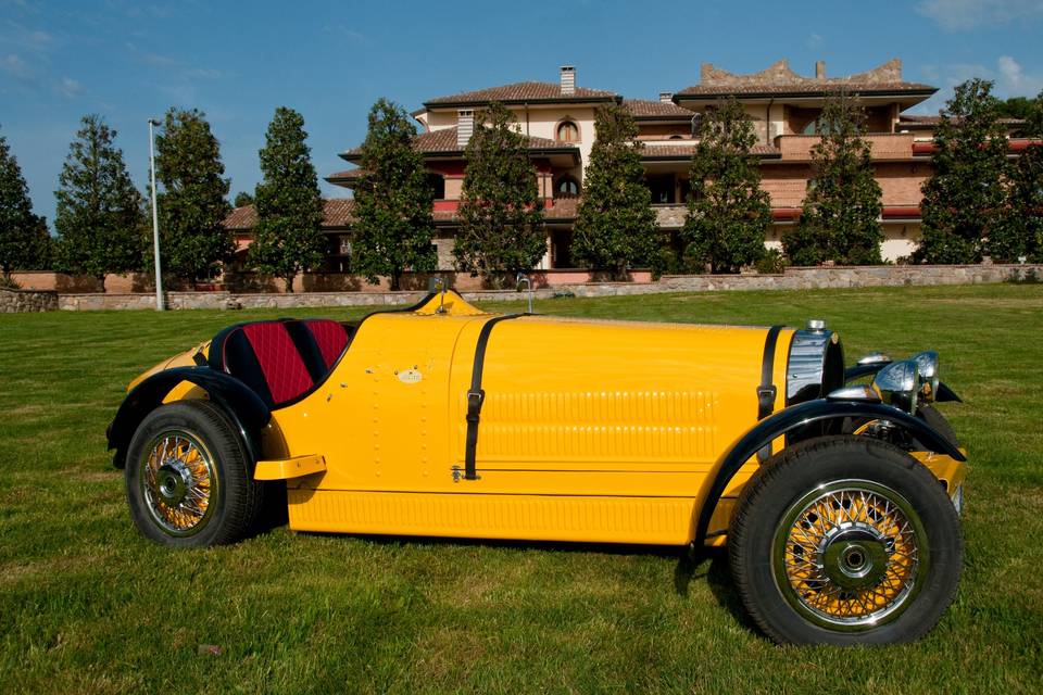 Bugatti type 35 replica