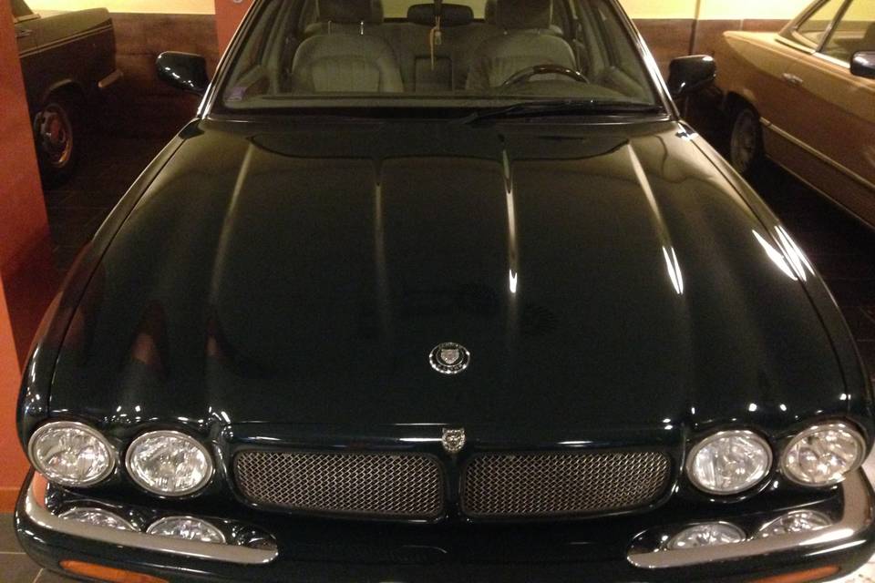 Jaguar XJ8