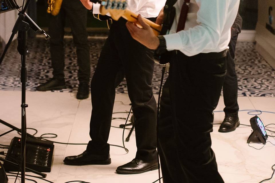 Special Day - Live Music