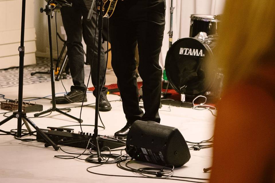 Special Day - Live Music