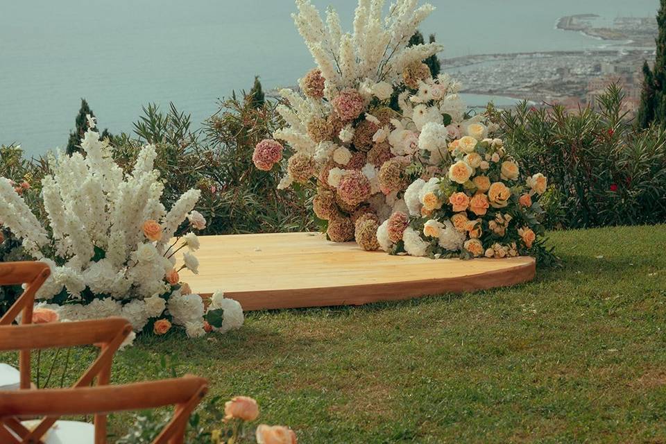 Ceremony platform