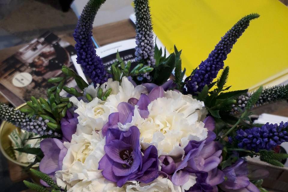 Bouquet lilla e bianco