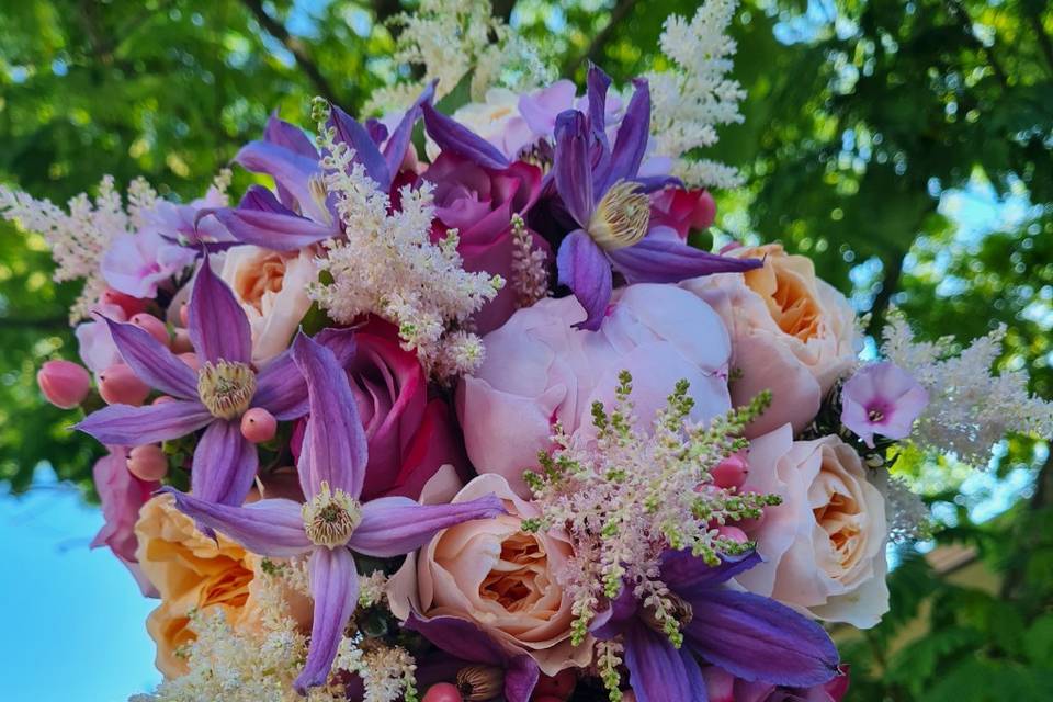 Bouquet peonie e roselline