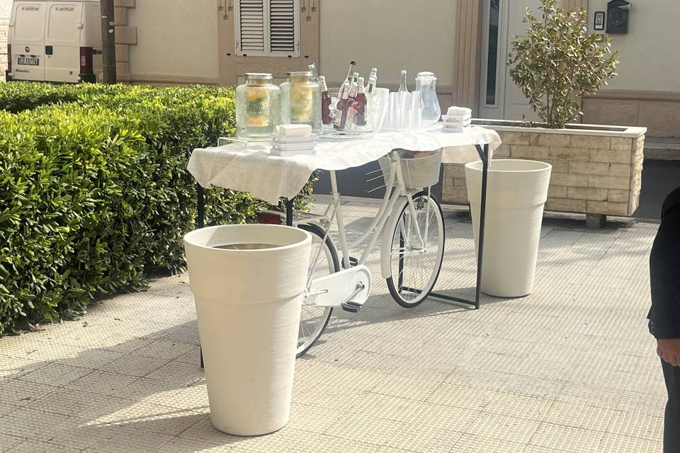Catering fuori la chiesa