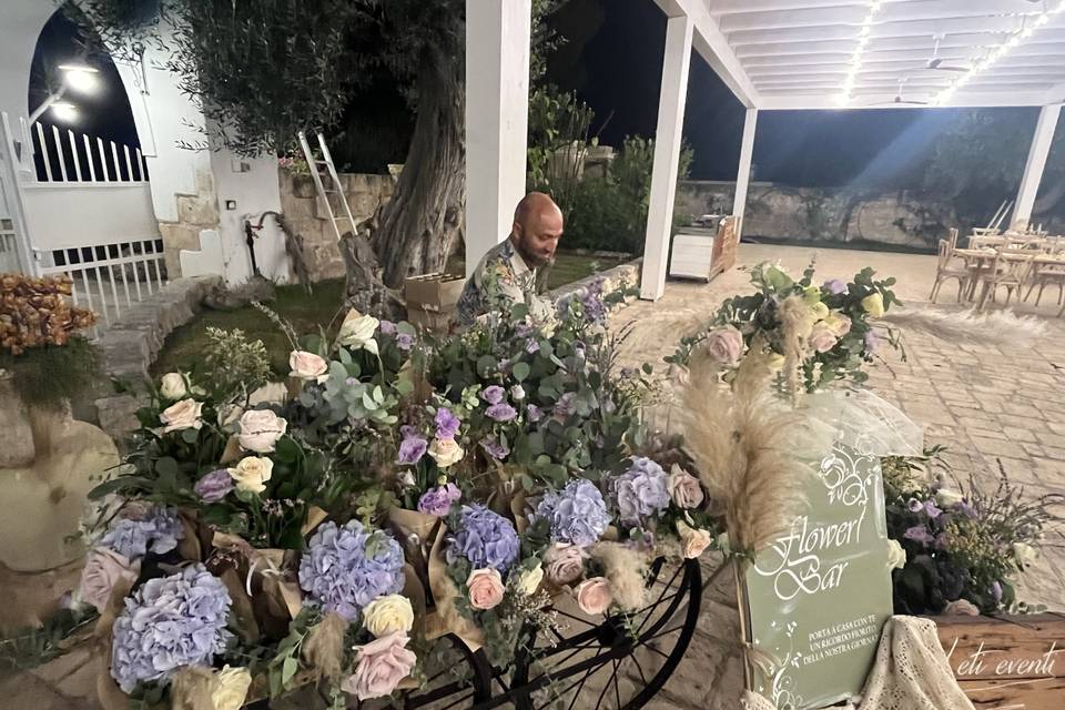 Flower bar