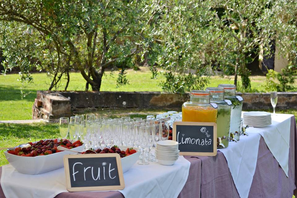 Buffet in giardino