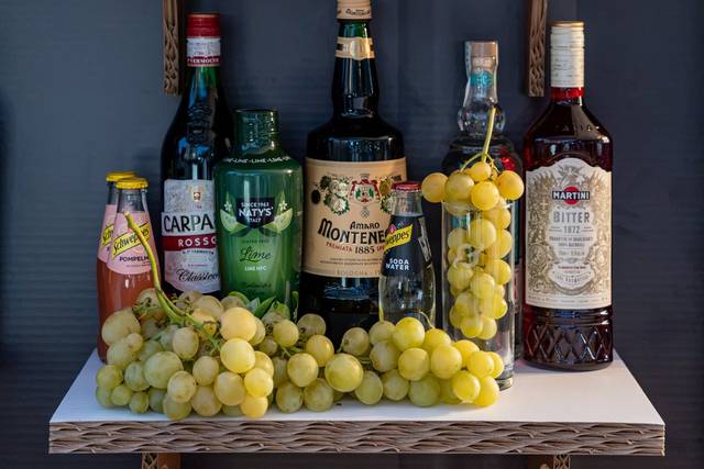 RETRO BAR