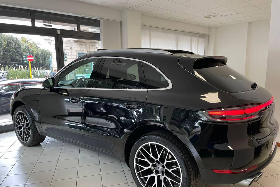 New Porsche Macan