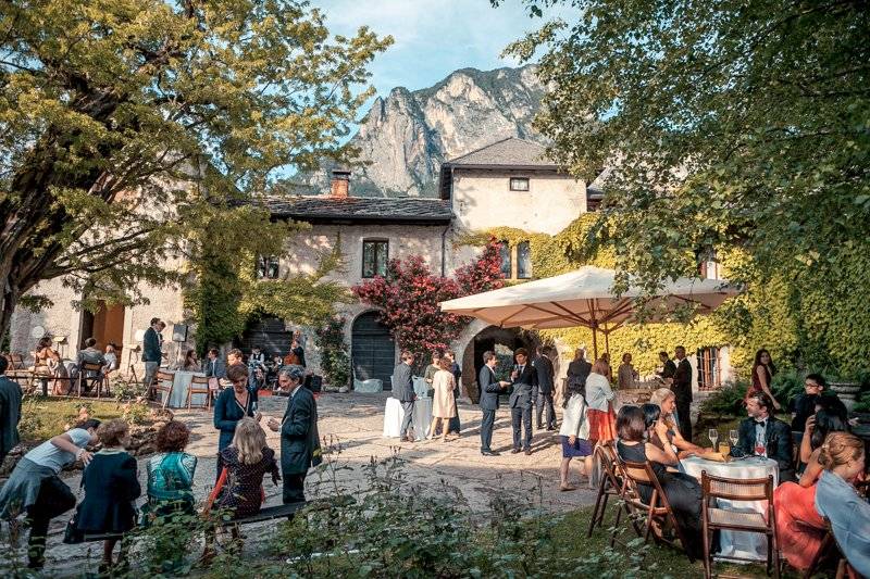 Aperitivo in corte esterna