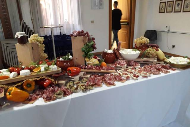 Ravazzolo Events & Unconventional Weddings