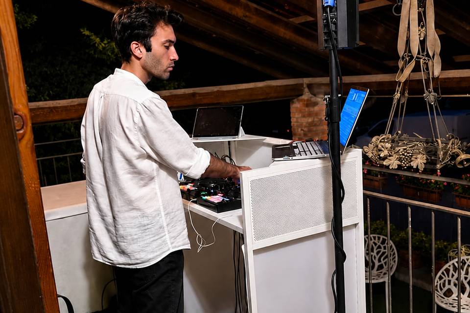Dj party