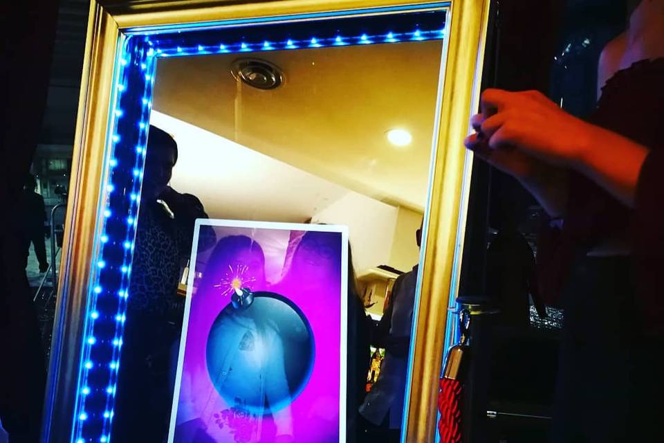 Party Mirror