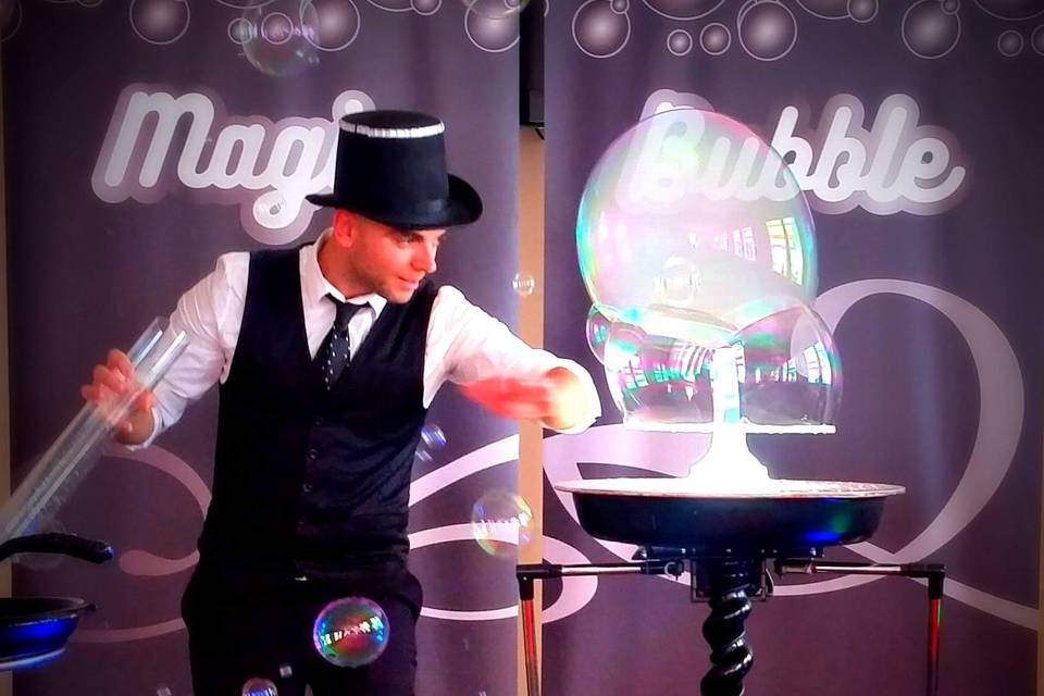 Magic bubble show