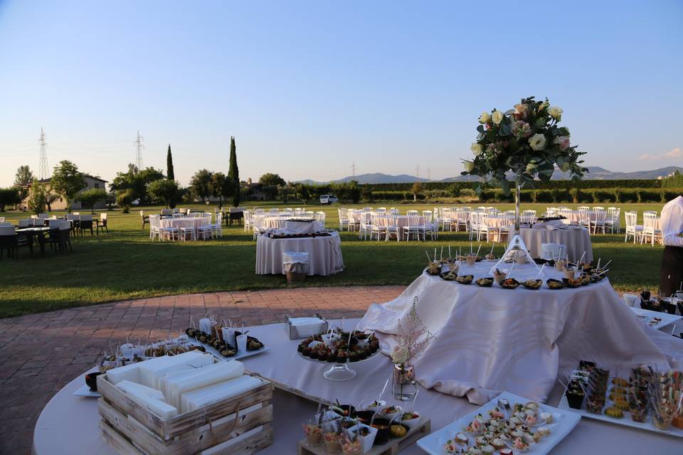 Aperitivo in giardino