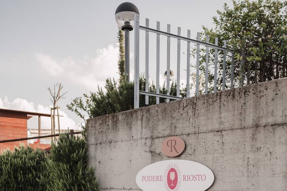 Podere Riosto - Cantina & Agriturismo