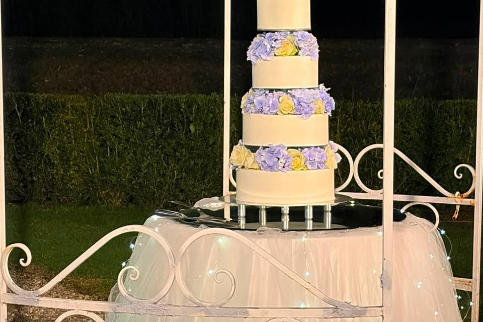 Wedding cake