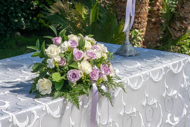 Alzate per fiori - Noleggio allestimenti eventi matrimonio ai Castelli  Romani