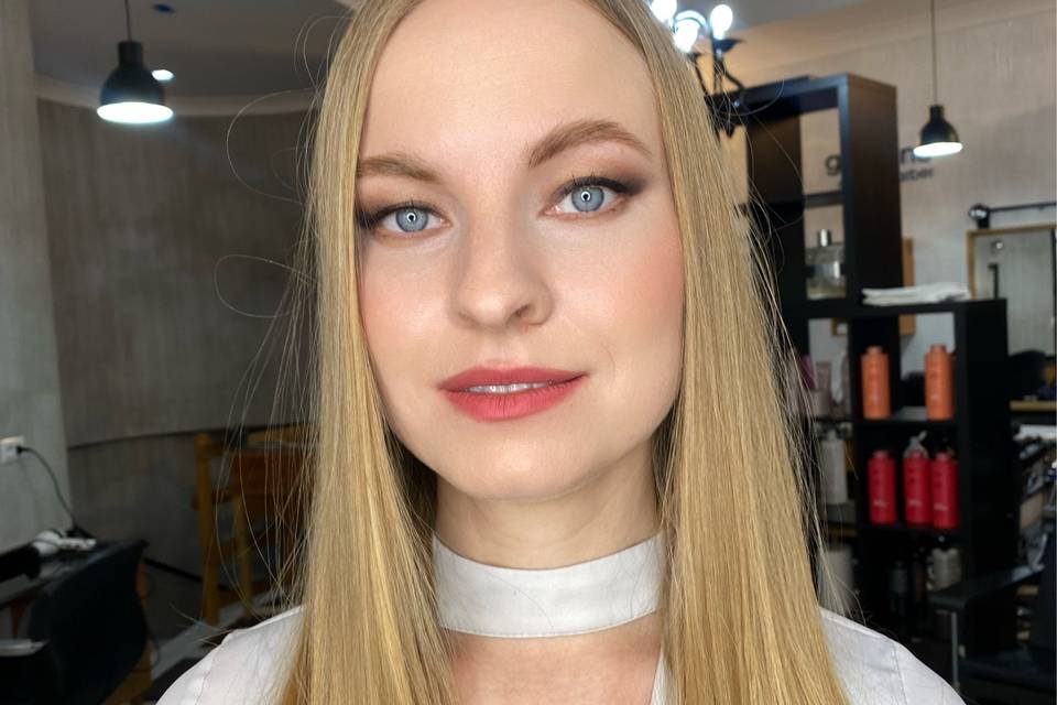 Makeup for Anna 2022