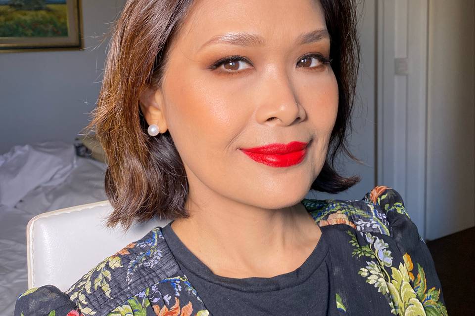 Makeup for the beautiful woman