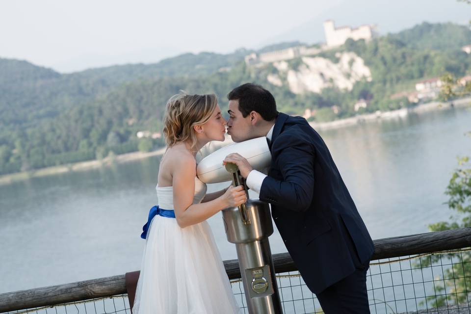 Funny kiss