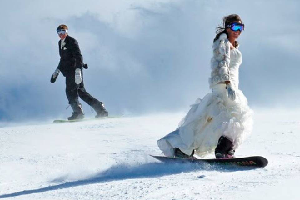 Snowboard wedding
