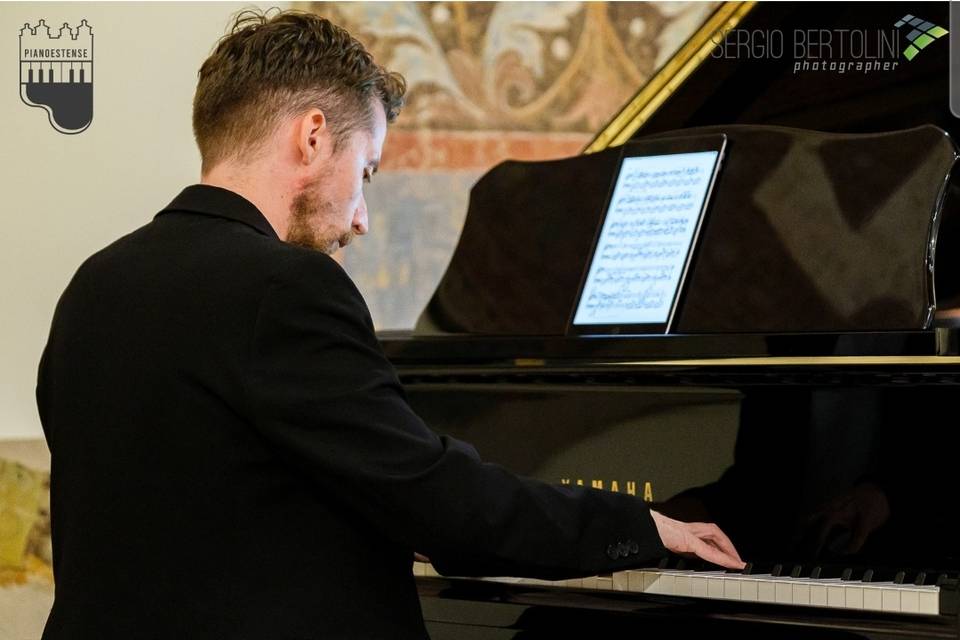 Roberto Bizziccheri Pianista