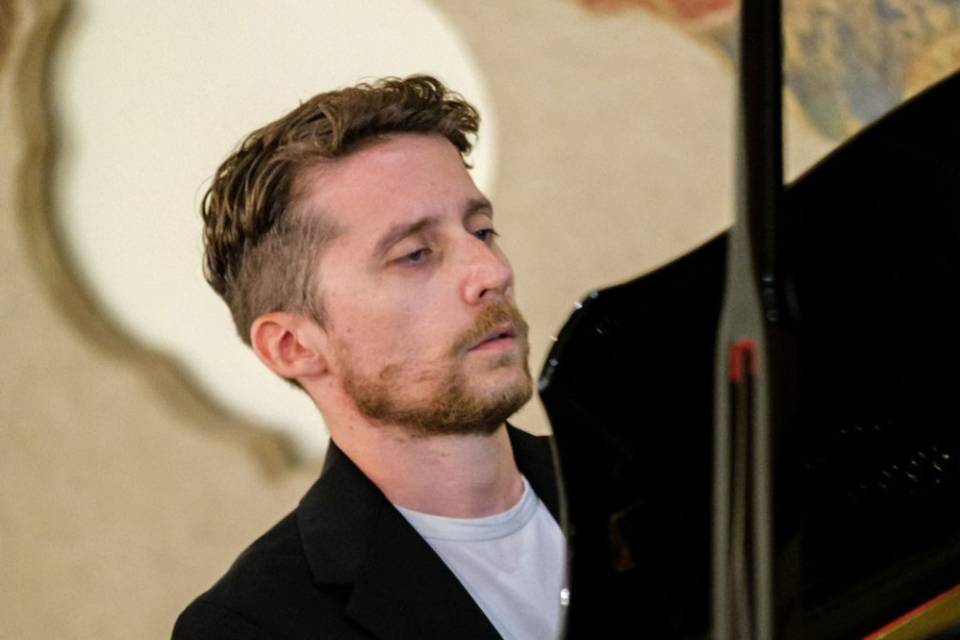 Roberto Bizziccheri Pianista