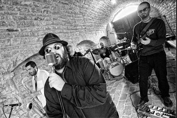 Swingando band live