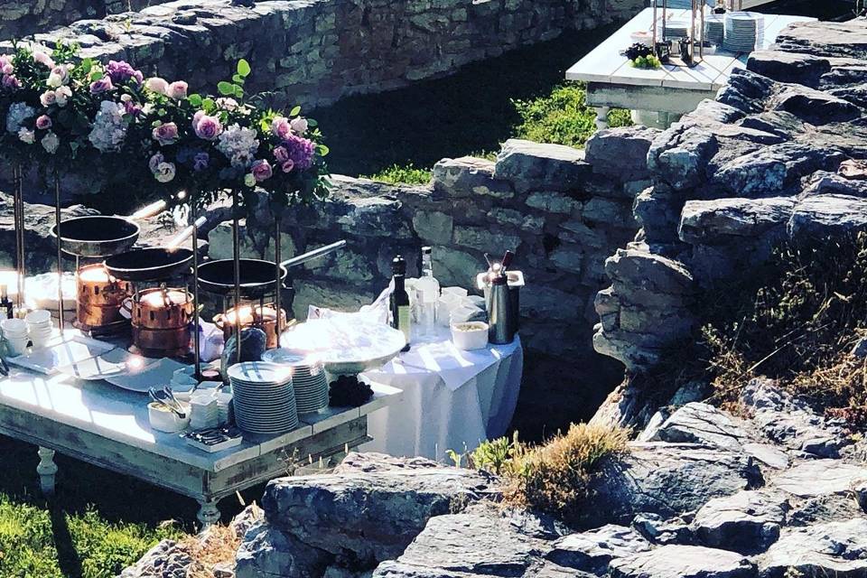 Bride and groom table