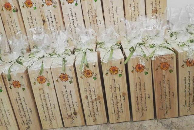 Cassetta legno con girasole