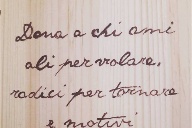 Cassetta legno frase dipinta
