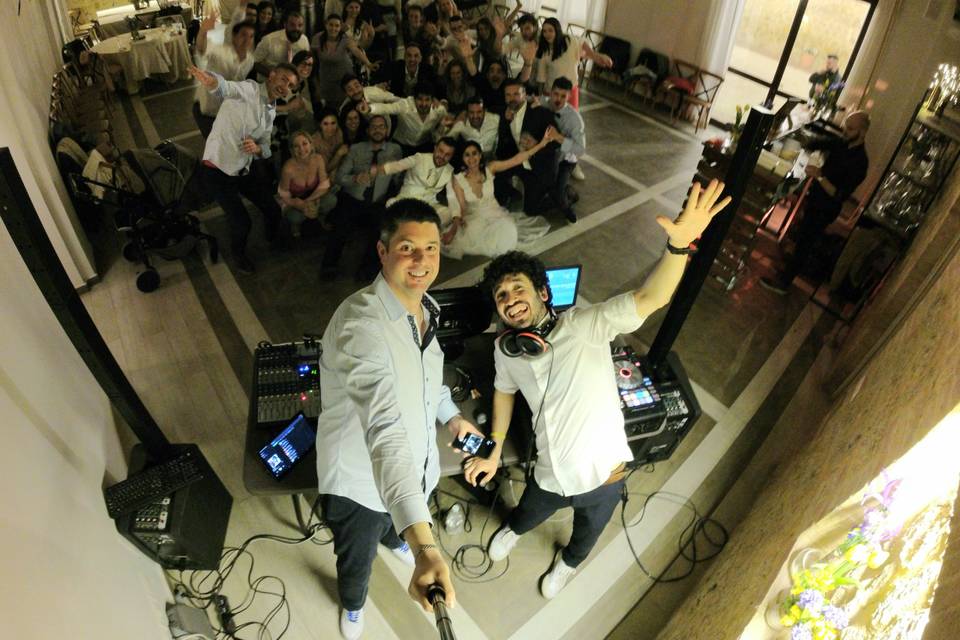 Dario Milani - Pianobar / Karaoke / Cover Band / DJ