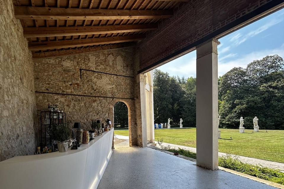 Drink station