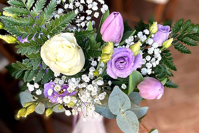 Bouquet viola e panna