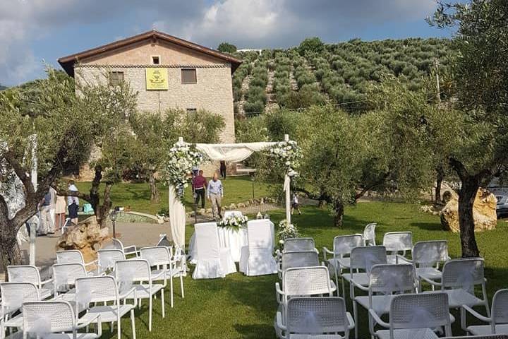 Matrimonio bordo piscina