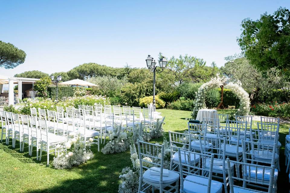 Losi Floral Designer