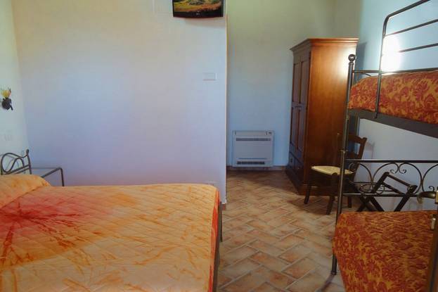 Camera confortevole con bagno