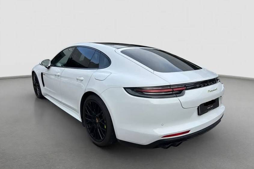 Nuova Porsche Panamera Hybrid