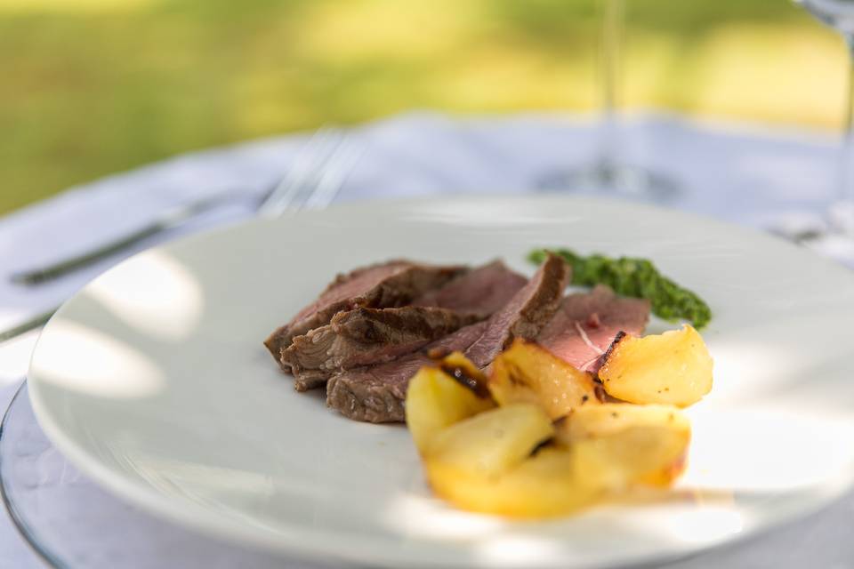 Tagliata di Manzo con patate