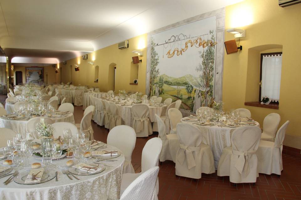 La sala allestita