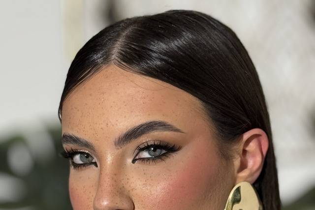 Make-up glam