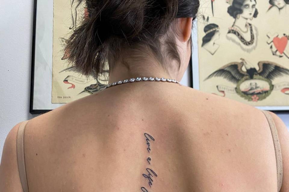 Frase su schiena