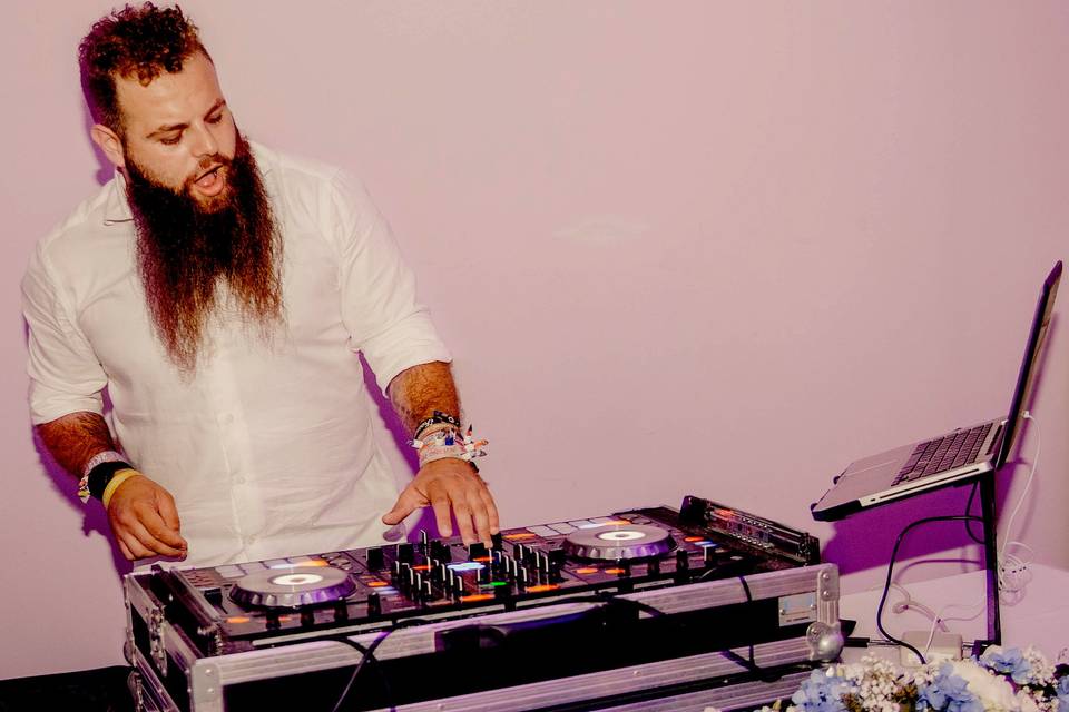 Sandro - Musica per Eventi