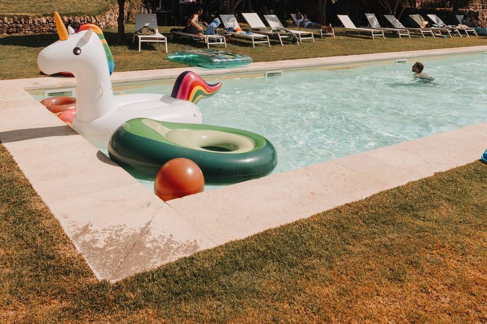 Pool party